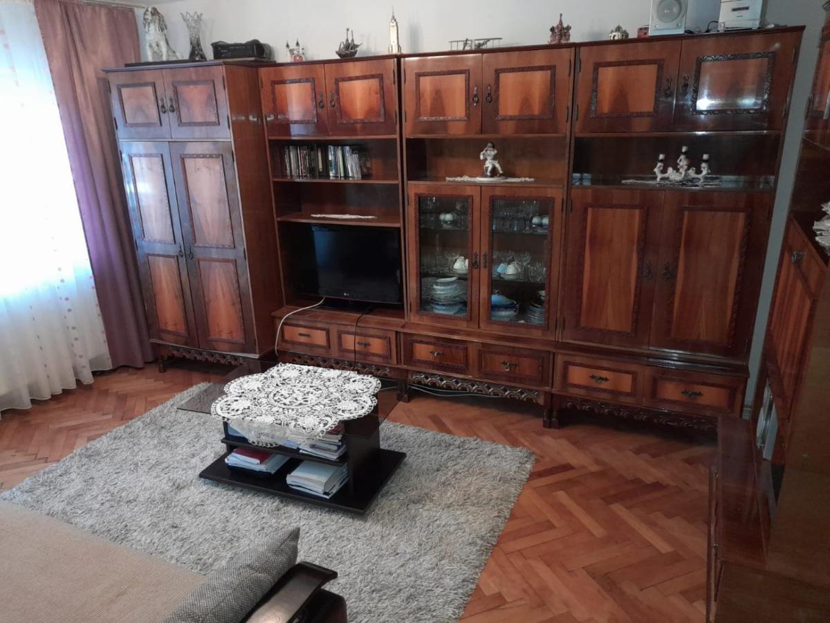 Apartament Straja - Lupeni  Εξωτερικό φωτογραφία